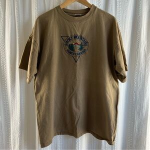 Vintage‎ Smoky Mountains North Carolina Embroidered T-shirt
